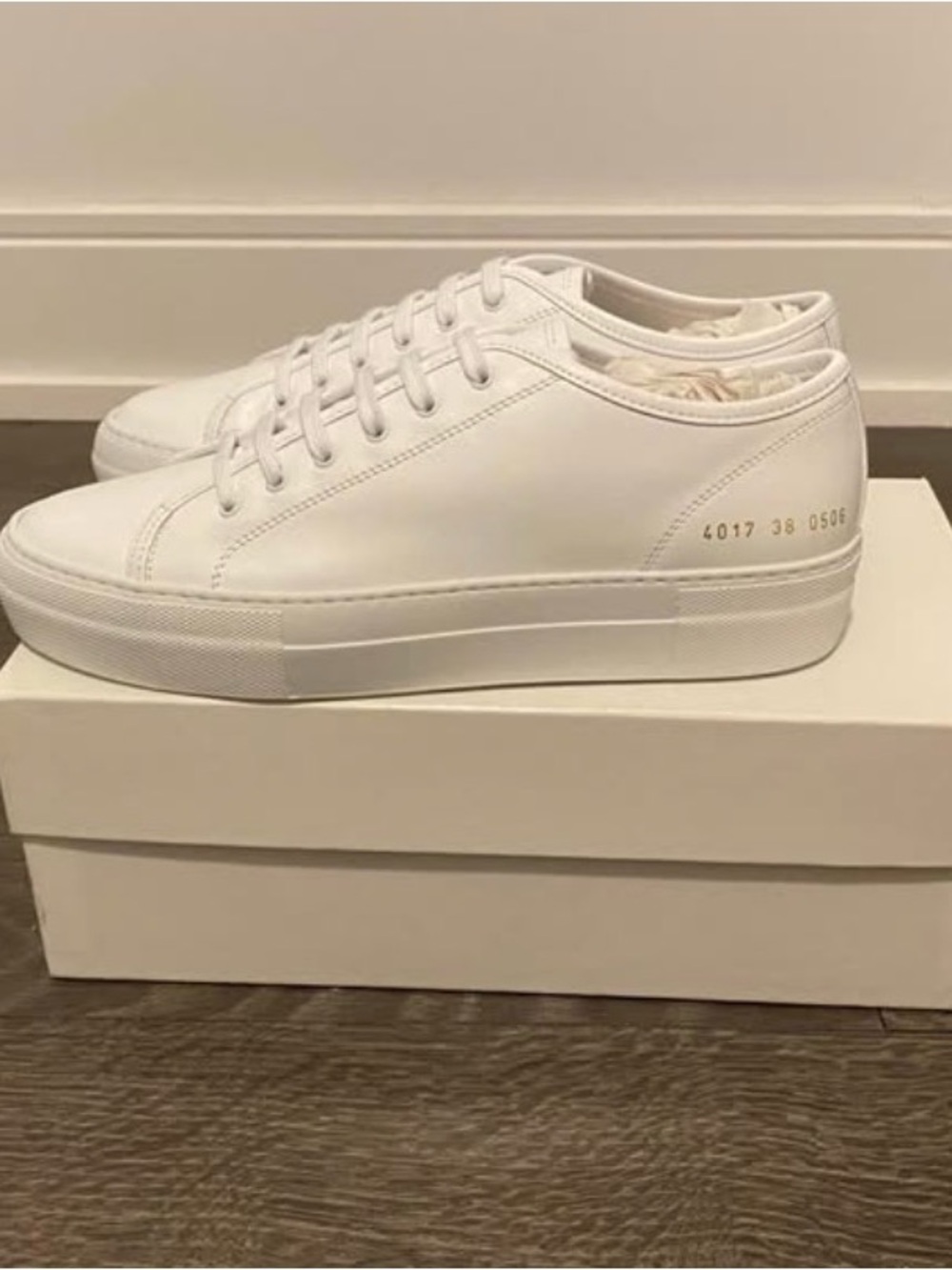 Common Projects Tournament Low Sneaker